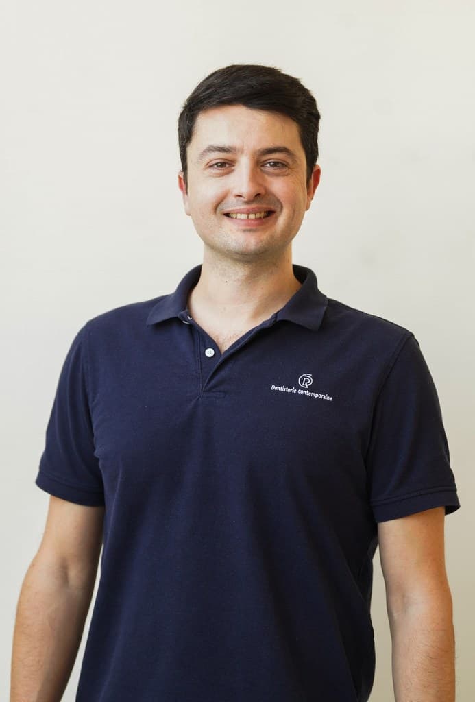 Dr. Stéphane AUMAILLEY